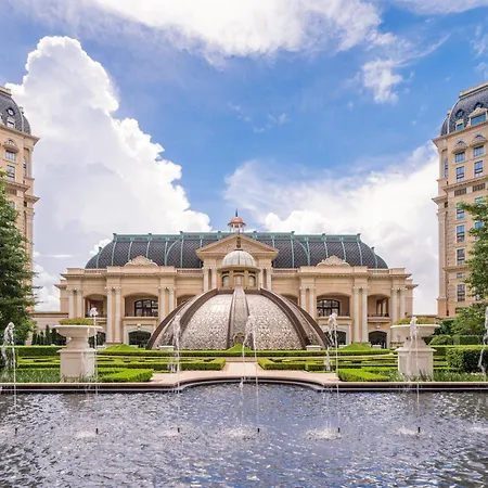 Grand Lisboa Palace Macau