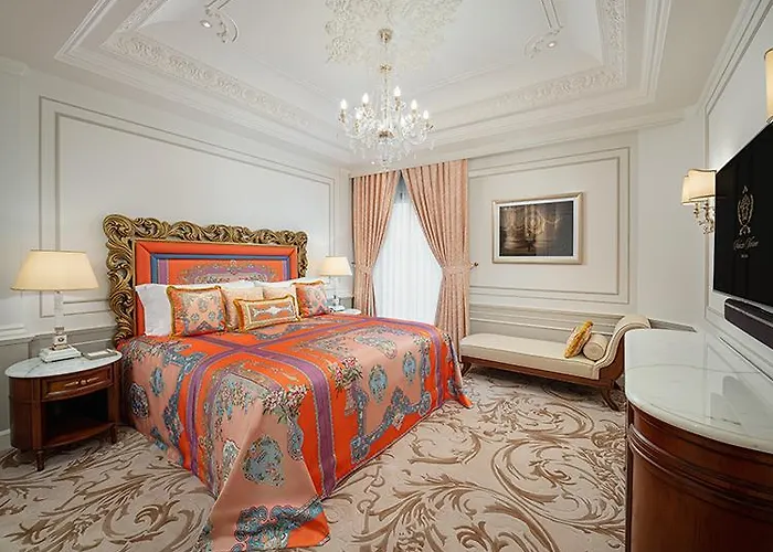 Grand Lisboa Palace 5*